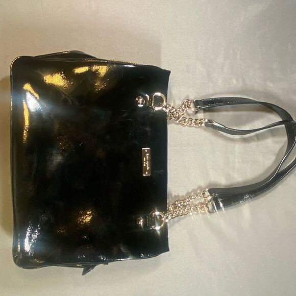 Kate Spade Black Patent Leather Tote with Gold Chain for any occasion - Picture 6 of 16